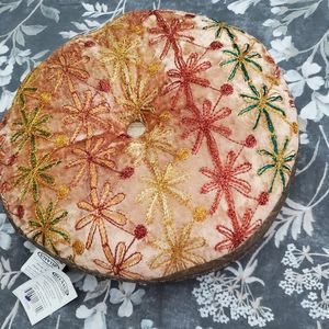 RELAXUS Meditation Cushion.